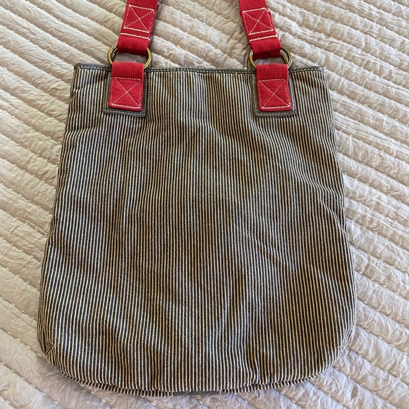 4/$16 Old Navy Shoulder Bag plus Life is Good Shoulder Bag - Picture 2 of 16